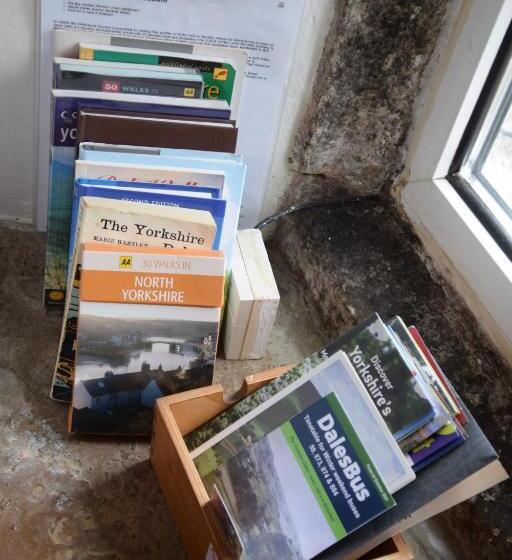 ホテル Sweetbriar Cottage Bed & Breakfast And Camping