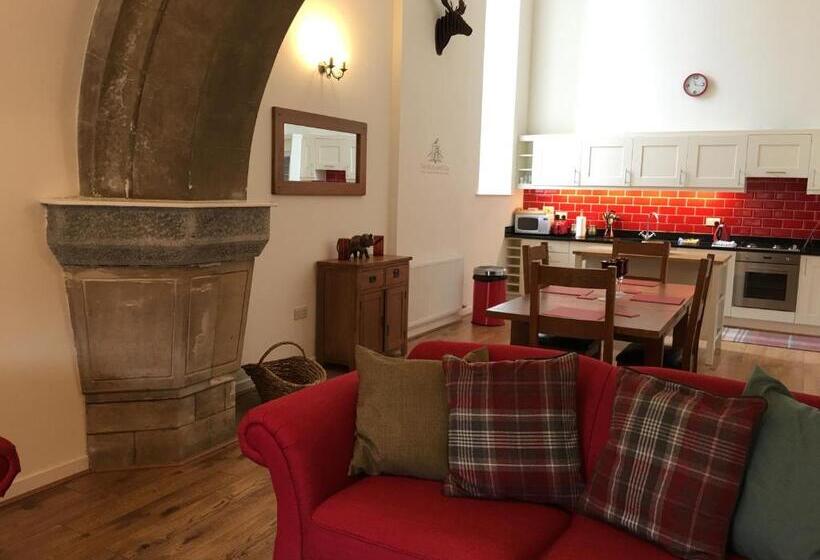 酒店 The Highland Club