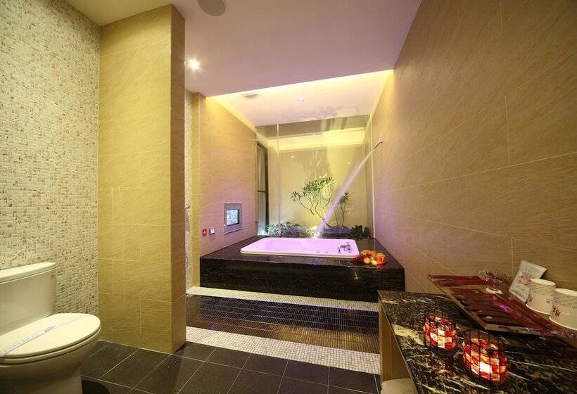 Mooninn Boutique Motel