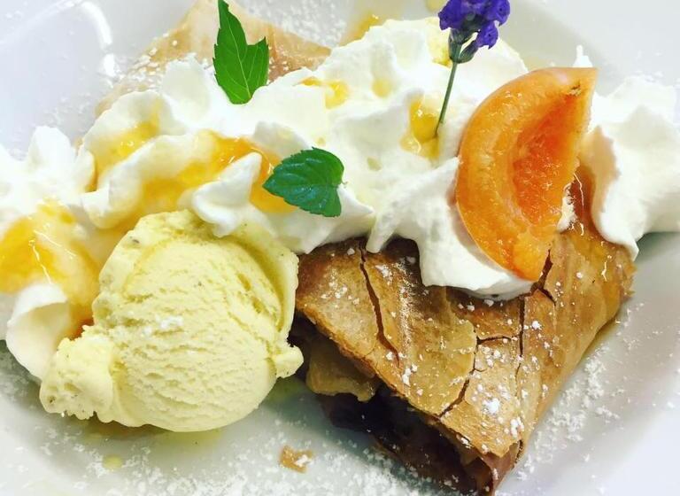 هاستل Die Reinbachstube