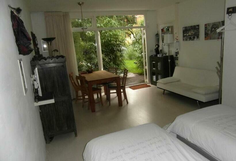 مبيت وإفطار Achter Het Witte Huis