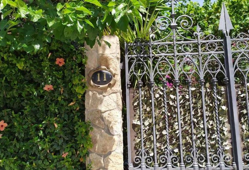 مبيت وإفطار Alojamientos La Casa De Piedra