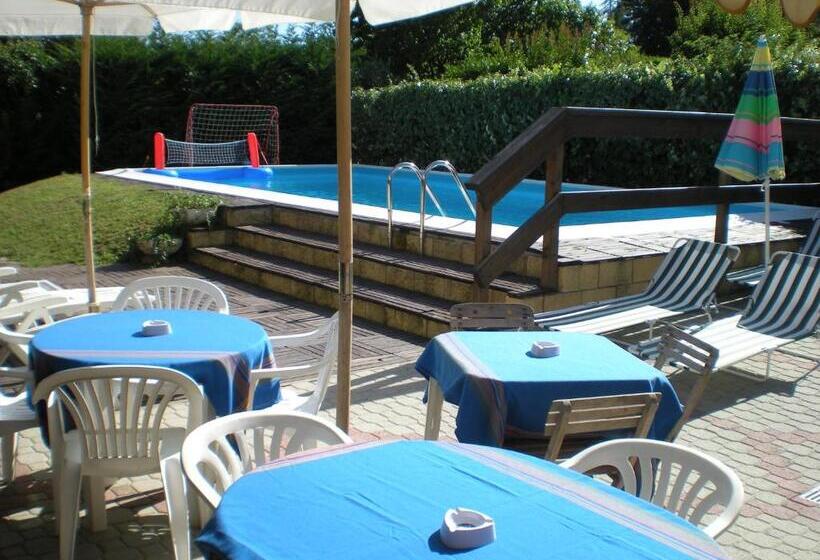 مبيت وإفطار La Cascina