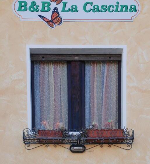 مبيت وإفطار La Cascina