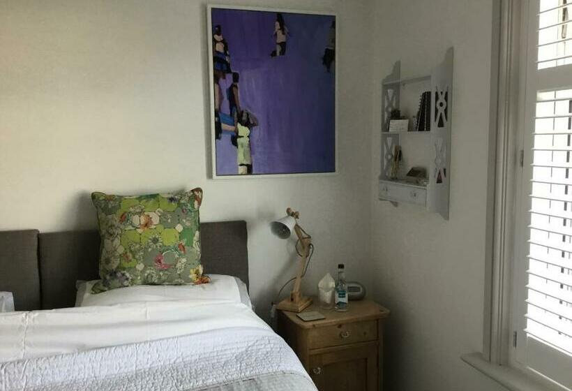 Number 19 B&b Chichester