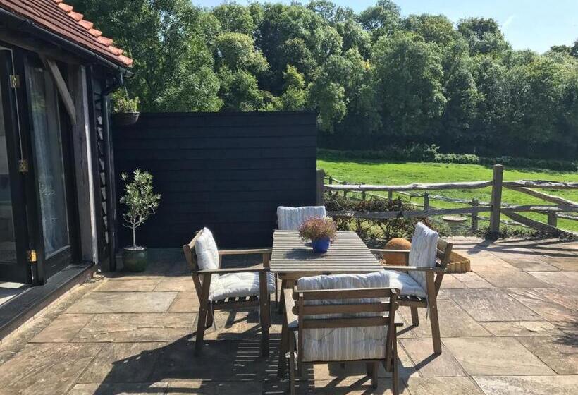 ベッドアンドブレックファースト The Cow Hide