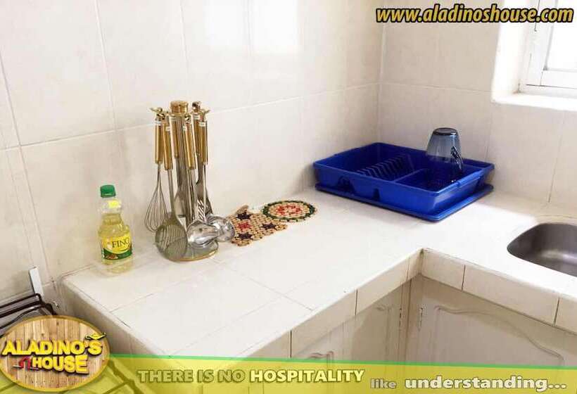 هتل Aladino S House