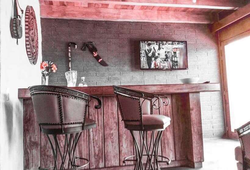 فندق Beautiful Cabin Downtown Tapalpa Oven Mud Barbecue Grill 4 Room 12 Ppl Tv Wifi