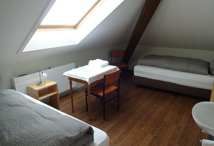 فندق Bildungszentrum Burgbühl