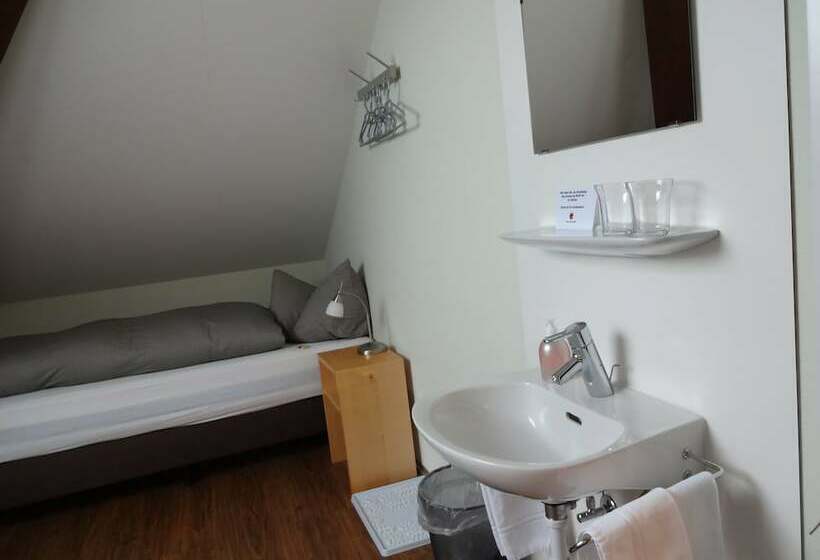 فندق Bildungszentrum Burgbühl