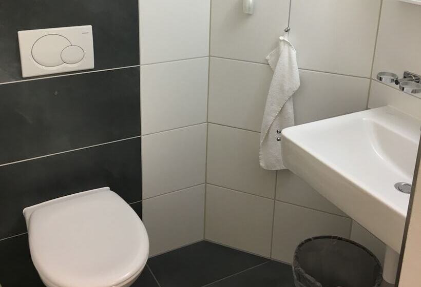 فندق Bildungszentrum Burgbühl