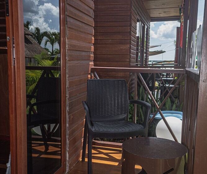 בית מלון כפרי Blue Bird