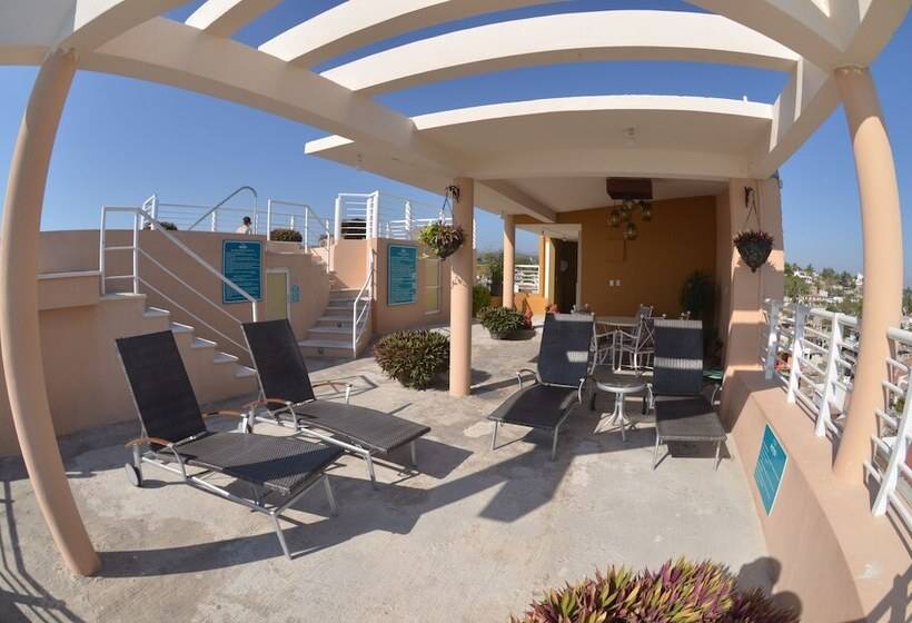 בית מלון כפרי Boutique Suites Nadia Bucerias