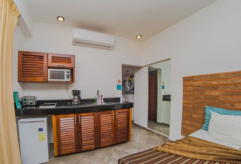 בית מלון כפרי Boutique Suites Nadia Bucerias