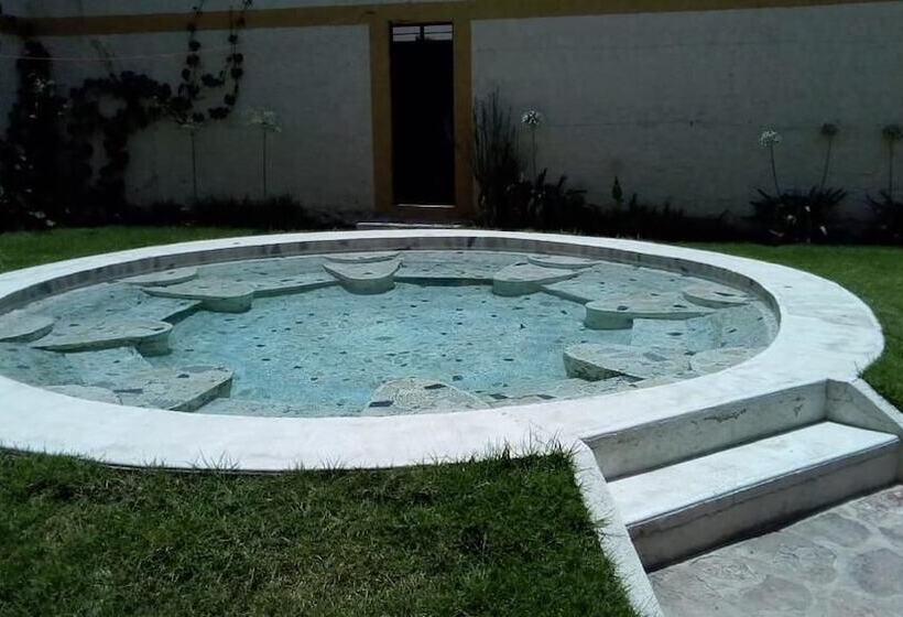 בית מלון כפרי Bungalows Tequisquiapan