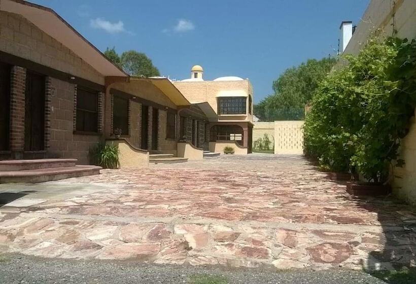 בית מלון כפרי Bungalows Tequisquiapan