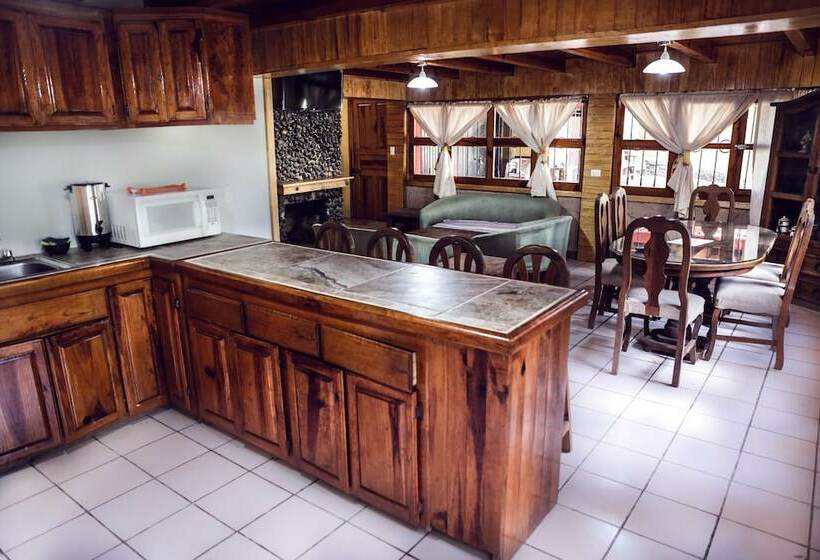 ホテル Cabañas Alborada