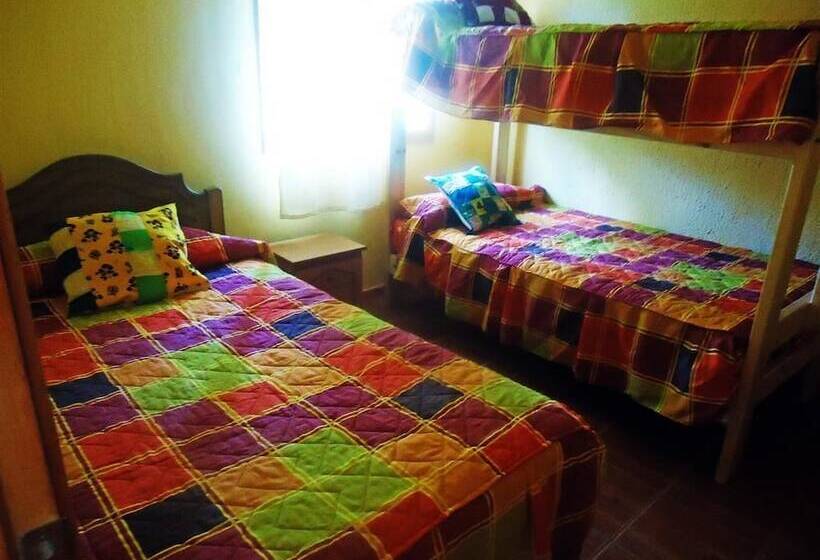 בית מלון כפרי Cabañas Peretei