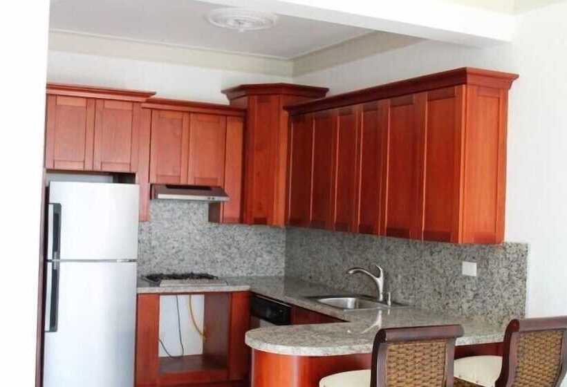 Отель Cabarete Town House