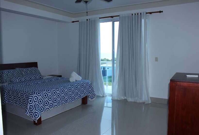 Отель Cabarete Town House