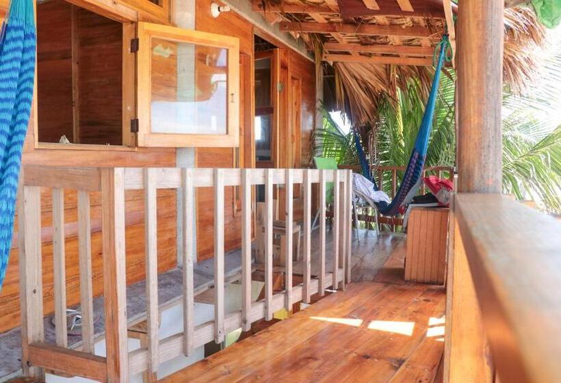 בית מלון כפרי Cafe Maya   Casa Acalli