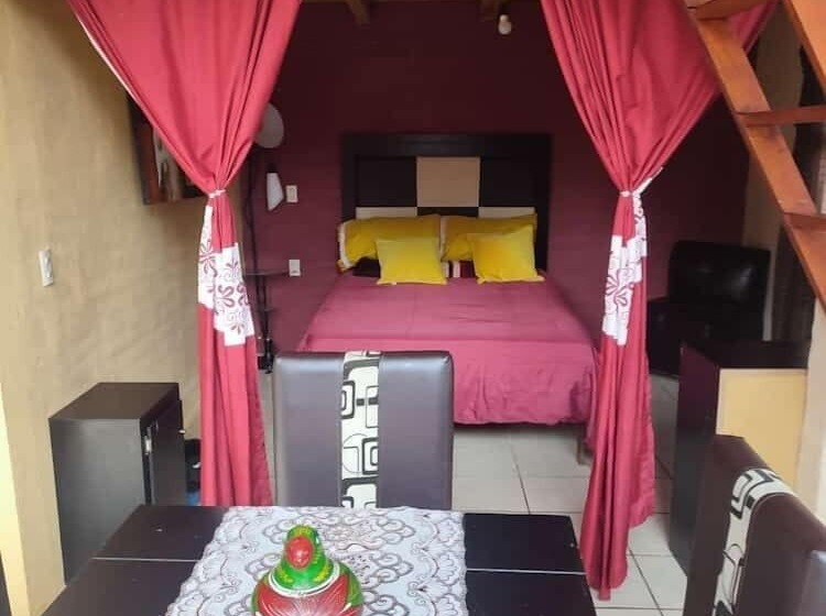 ホテル Carlo De Gante