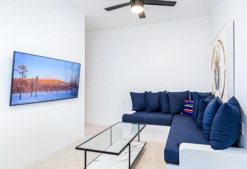 בית מלון כפרי Cuale