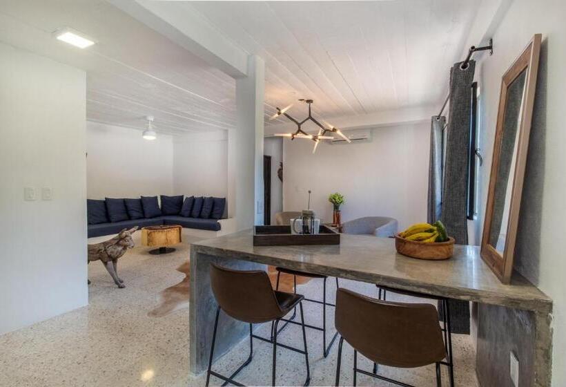 בית מלון כפרי Cuale