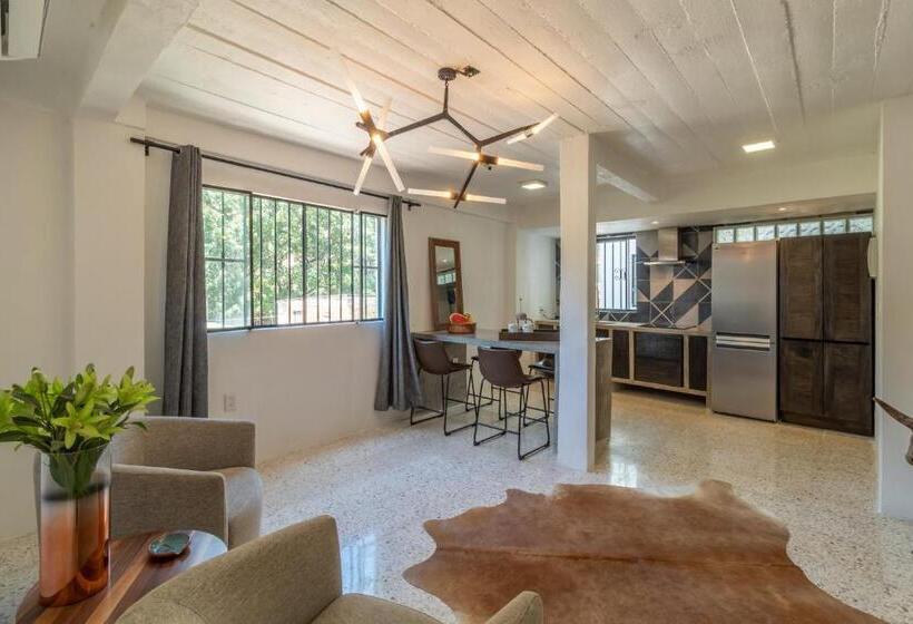 בית מלון כפרי Cuale