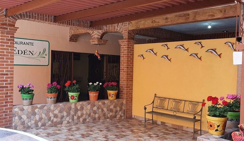 בית מלון כפרי El Jardín Del Edén