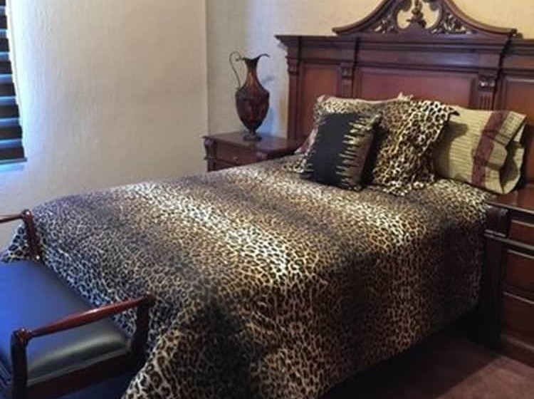 فندق Euka Suites