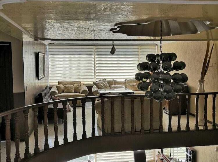 فندق Euka Suites