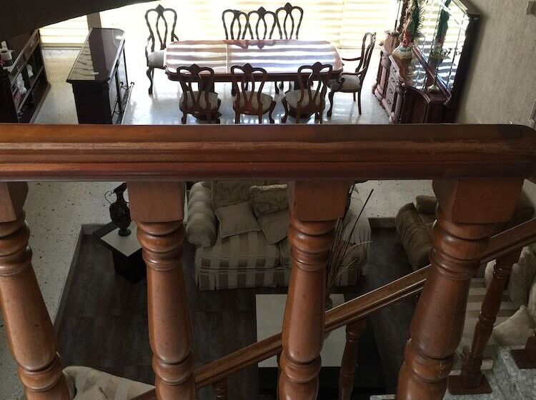 فندق Euka Suites