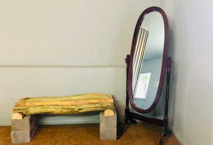 هتل Hostal Kuira Bá By Rotamundos