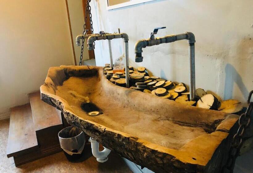 هتل Hostal Kuira Bá By Rotamundos