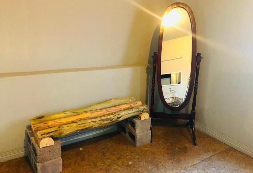 هتل Hostal Kuira Bá By Rotamundos