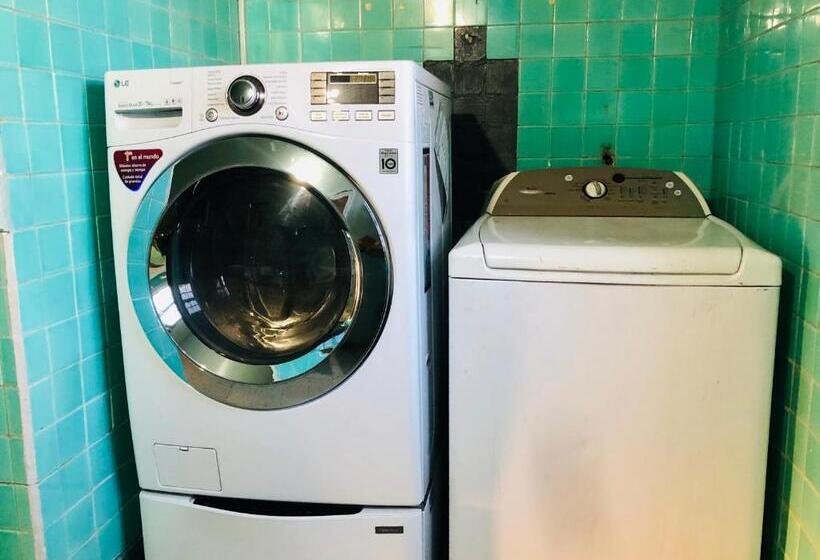 هتل Hostal Kuira Bá By Rotamundos