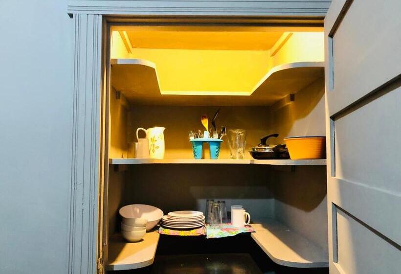 هتل Hostal Kuira Bá By Rotamundos