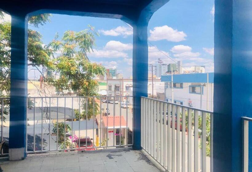 هتل Hostal Kuira Bá By Rotamundos