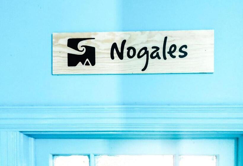 هتل Hostal Kuira Bá By Rotamundos