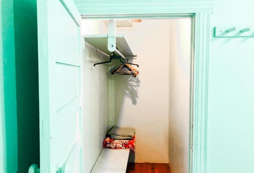 هتل Hostal Kuira Bá By Rotamundos