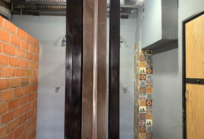 هتل Hostal Mejiquito San Marcos Hostel