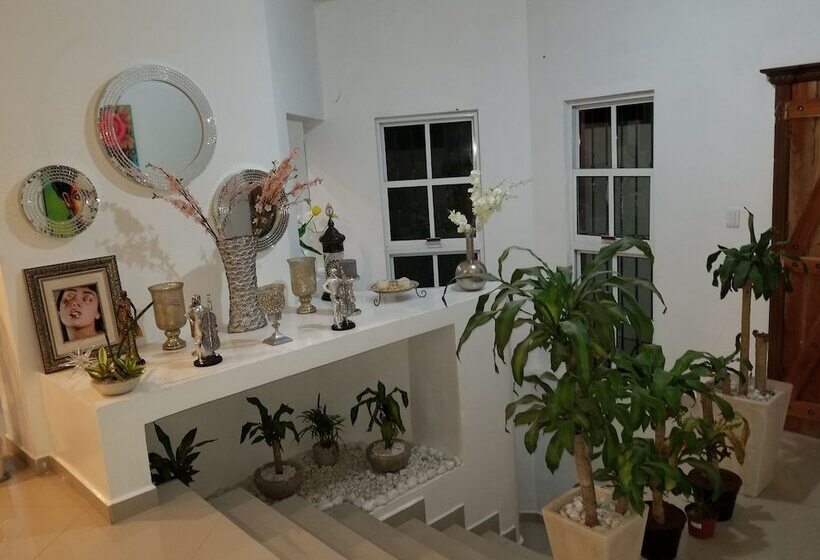 ホテル House Ross