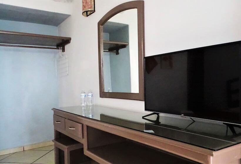 فندق Ibiza Express