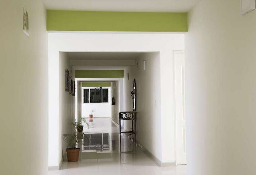 فندق Kuliacan By Grupo La Jolla