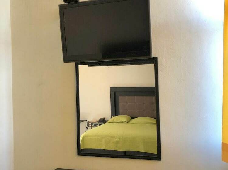 ホテル Las Brisas Tepic