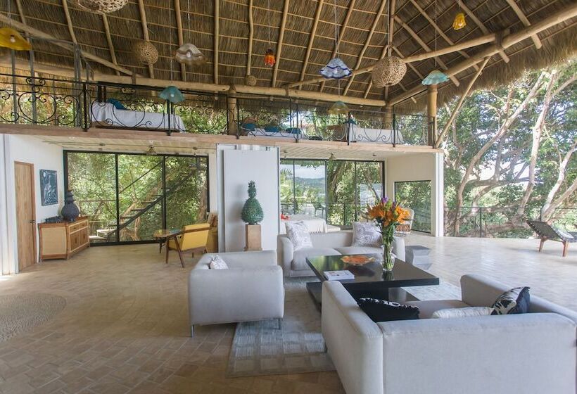 בית מלון כפרי Local Tribe De México