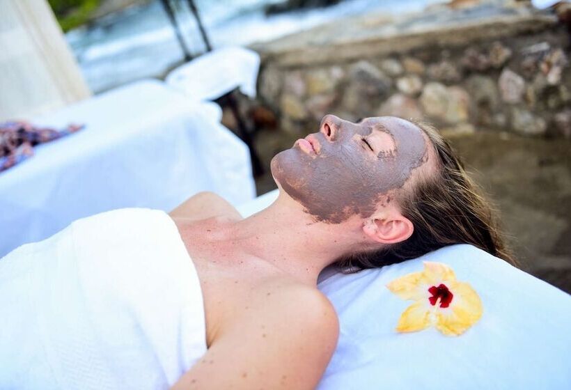 בית מלון כפרי Local Tribe De México