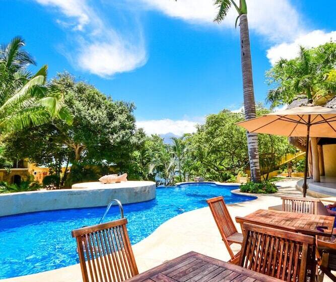 בית מלון כפרי Local Tribe De México