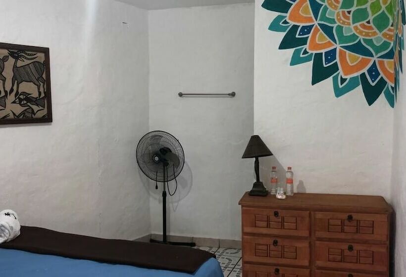 בית מלון כפרי Lush Boutique